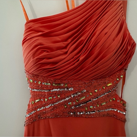 Salmón Color Backless Prom Dress - Picture 3 of 5